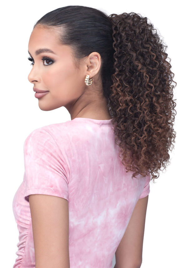 PONYTAIL – JERRY CURL 14